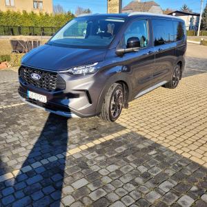Ford Turneo Custom wynajem